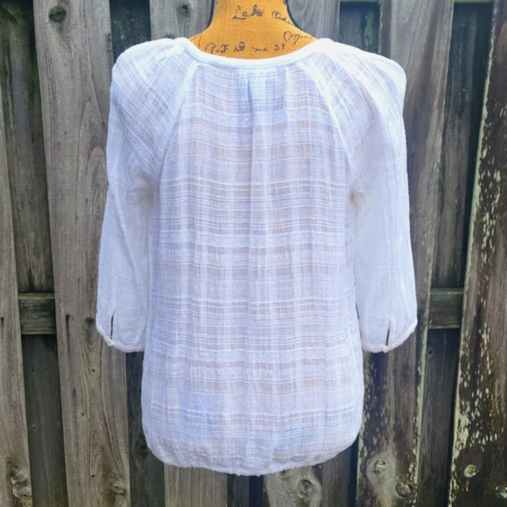 Liz Lange 100% Cotton Gauze Maternity Top